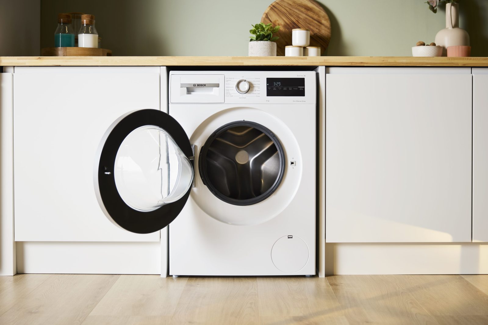 Bosch 9kg Series 4 Washing Machine 1400rpm WAN28259GB – White