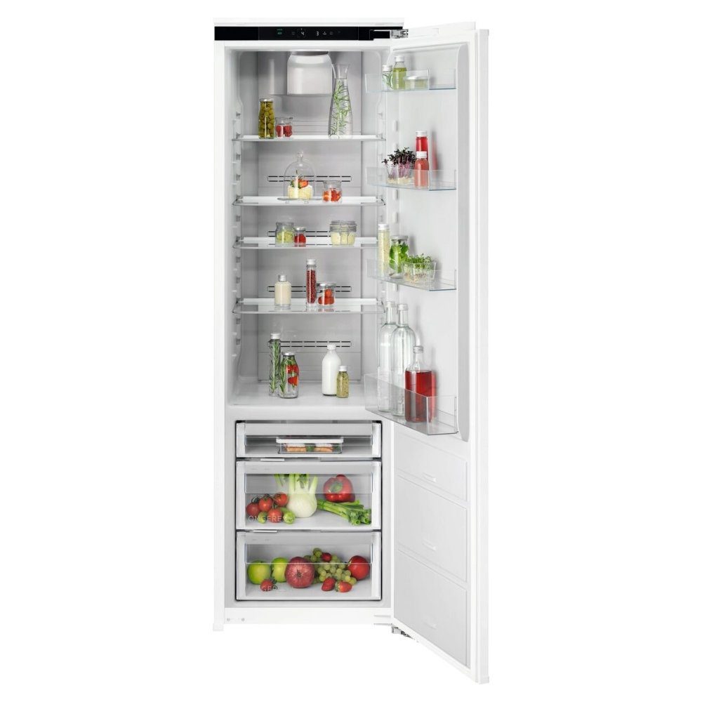 AEG 177cm Series 9000 Integrated In Column Larder Fridge NSK9Z181EC