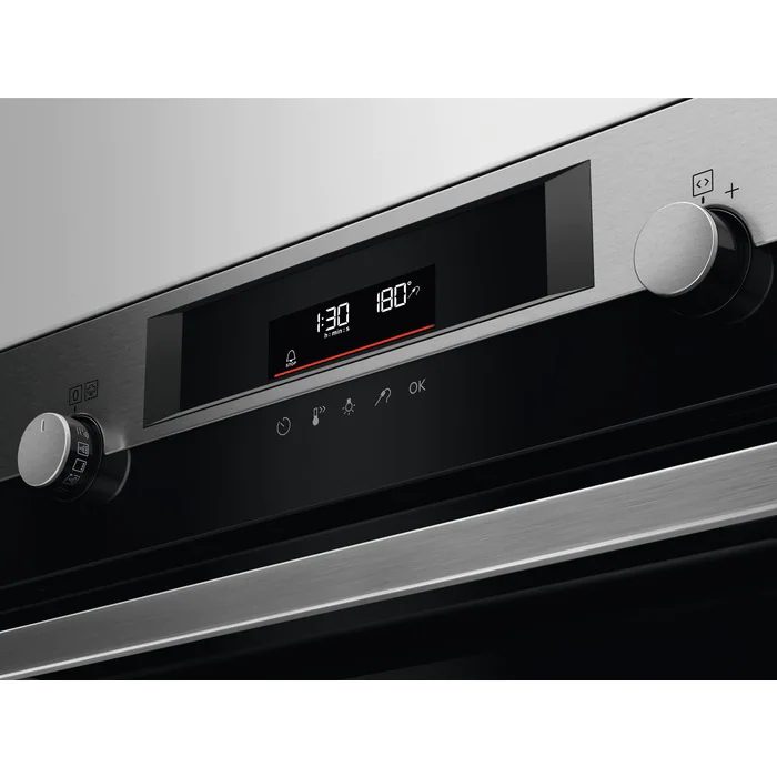 AEG Series 6000 SteamBake Multifunction Single Oven BCE556060M – STAINLESS STEEL