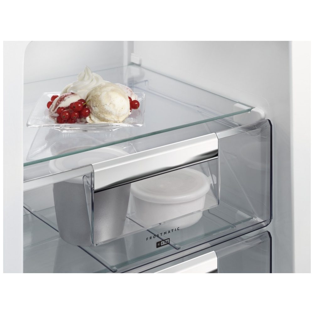 AEG 144cm Integrated 70/30 Fridge Freezer SCB614F1LS