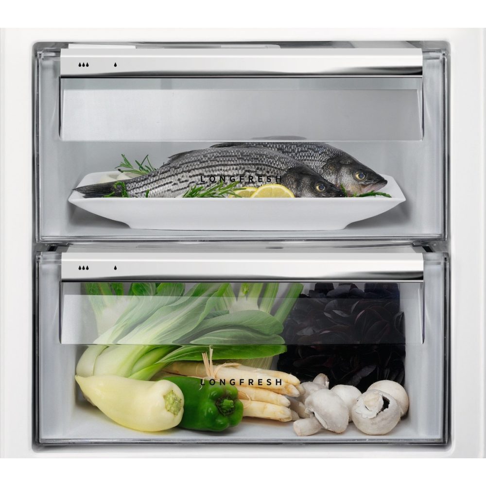 AEG 177cm Series 9000 Integrated In Column Larder Fridge SKS818E9ZC