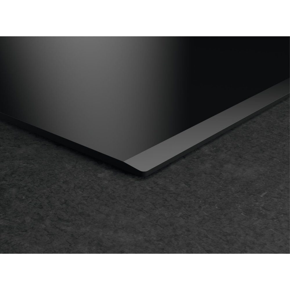 AEG 78cm Series 6000 4 Zone MaxiSense Induction Hob TO84IB00FB – Black