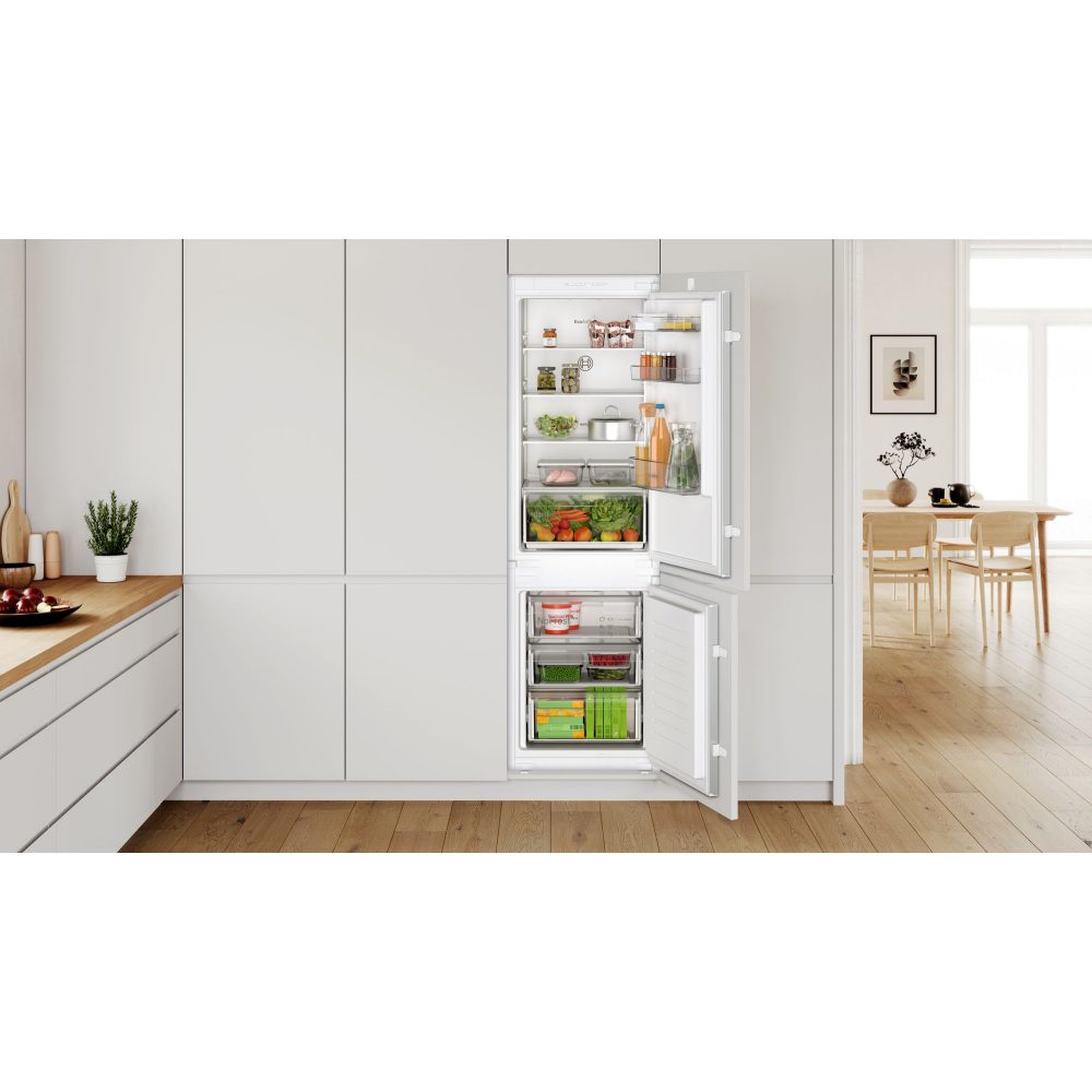 Bosch 177cm Series 2 Integrated 60/40 Frost Free Fridge Freezer KIN86NSE0G