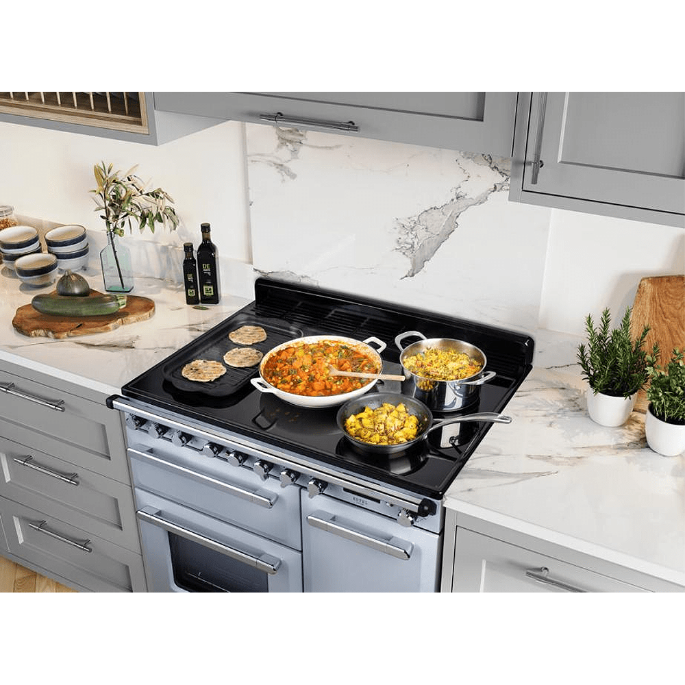Rangemaster Estel Deluxe 90cm Induction Range Cooker With Antique Brass Trim 18053 ESDL90EIPGBL/AB1 – Black