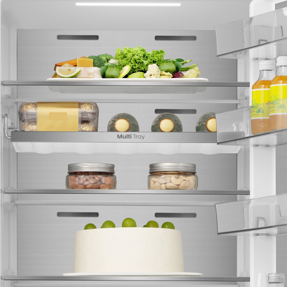 Hisense 193cm Integrated 70/30 Frost Free Fridge Freezer RB5B280SSWC