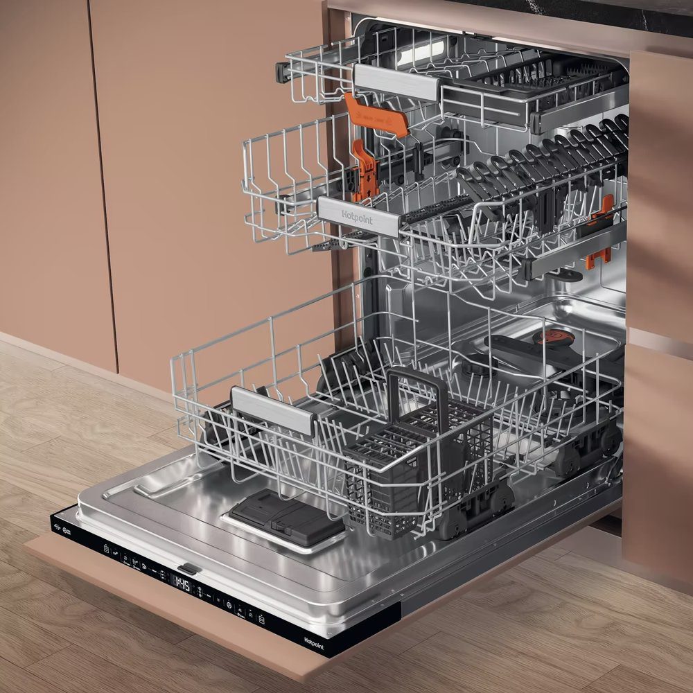 Hotpoint 60cm Fully Integrated Dishwasher H8IA115M4TUSUK
