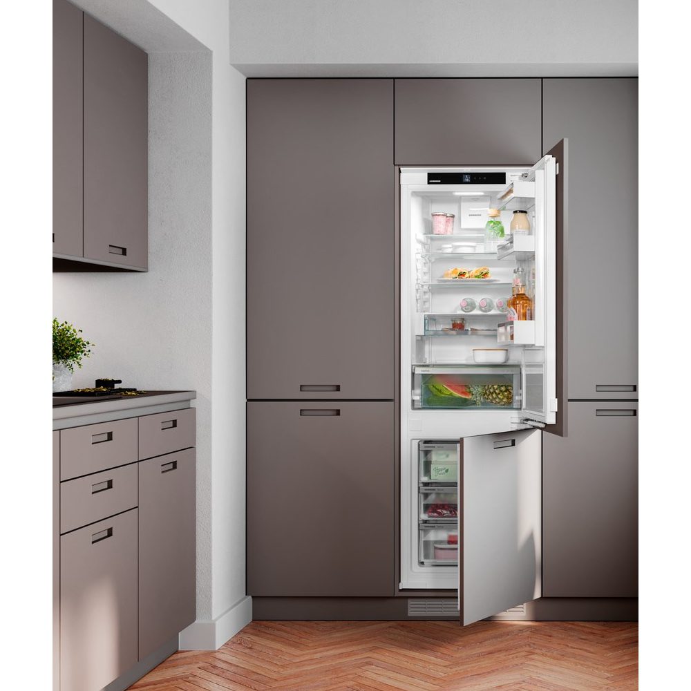 Liebherr 178cm Plus Integrated 70/30 Frost Free Fridge Freezer ICND5123