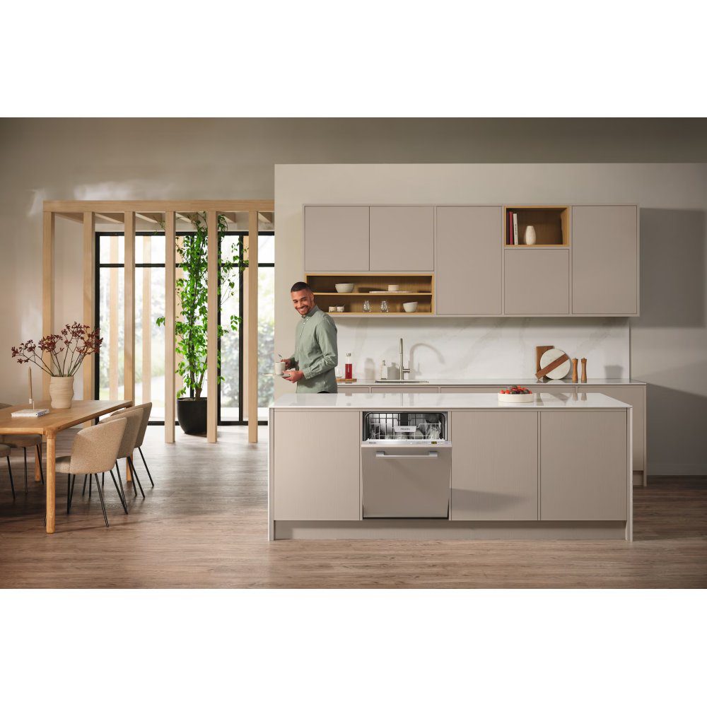 Miele 60cm Fully Integrated Dishwasher G5651 VI