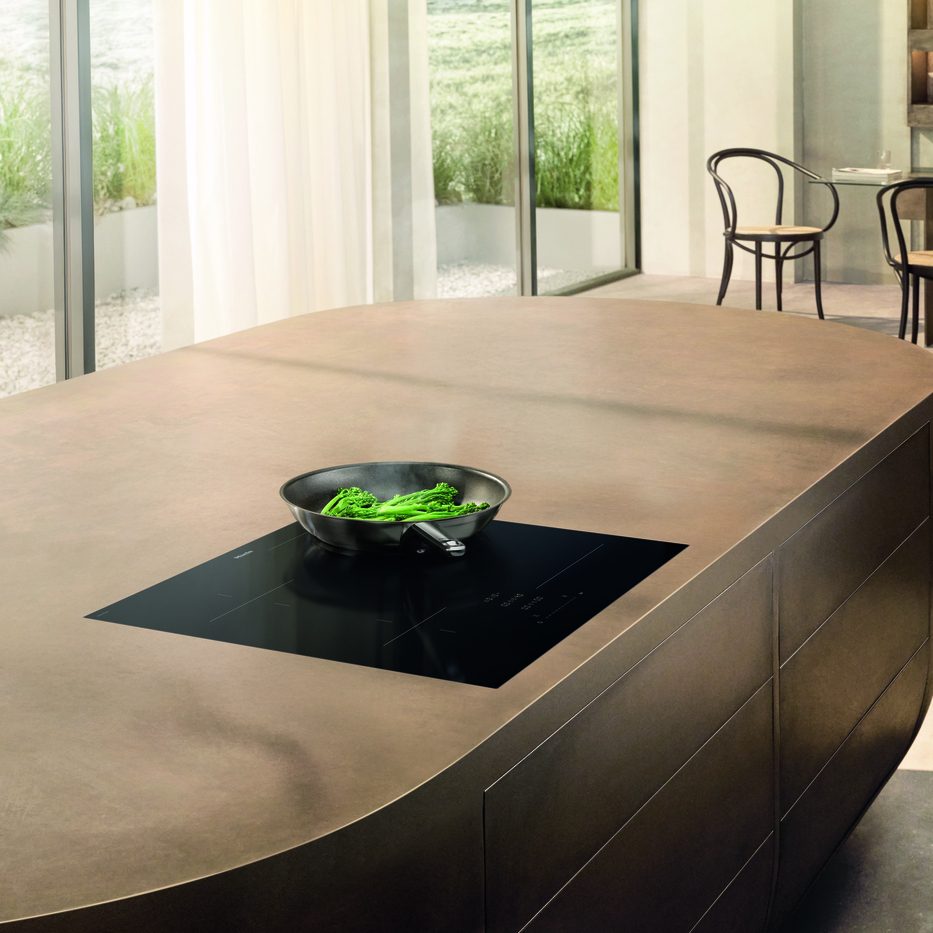 Miele 62cm Four Zone PowerFlex Induction Hob KM8462 FL – Black