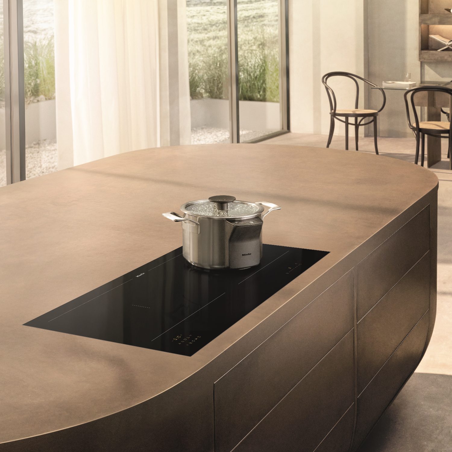 Miele 92cm Four Zone Panoramic Flex Induction Hob KM8575 FL – Black