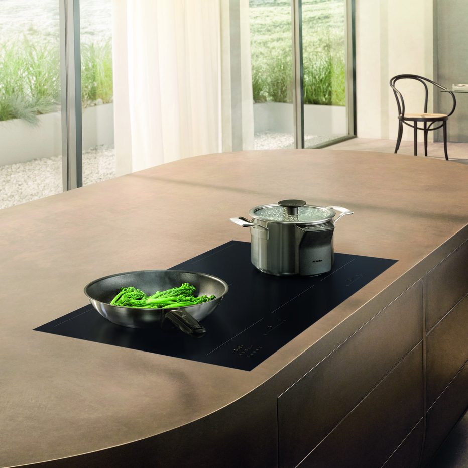 Miele 94cm Six Zone Flex Induction Hob KM8595-2 FL – Black