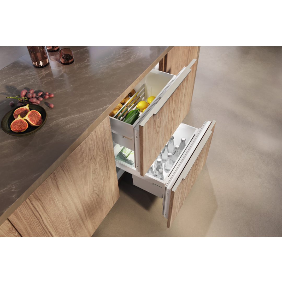 Miele Built Under Pull Out Larder Fridge KU7175D