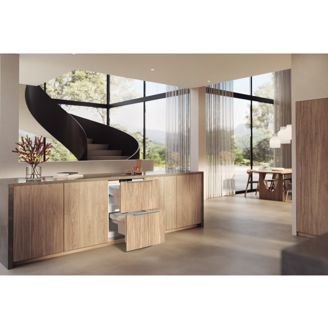 Miele Built Under Pull Out Larder Fridge KU7175D