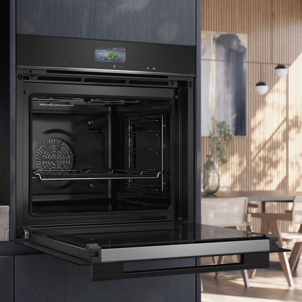 Siemens IQ-700 Pyrolytic Multifunction Single Oven HB776G1B1B – Black