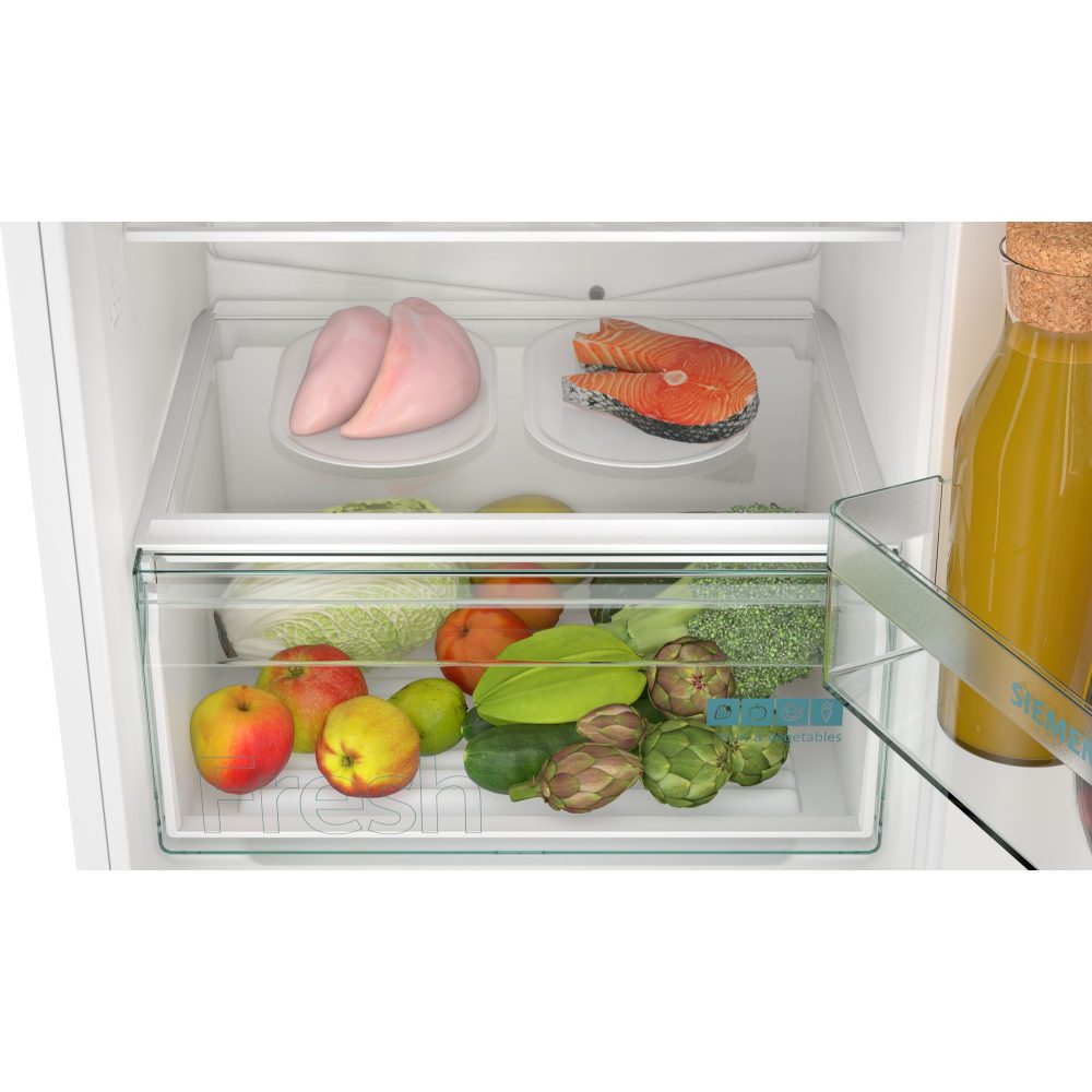 Siemens 194cm IQ-100 Integrated 60/40 Frost Free Fridge Freezer KI96NNSE0
